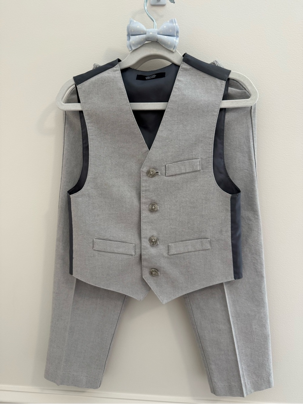 Nautica Light Gray Boys' Suit Vest, Pants, & Bow Tie Set Size 6